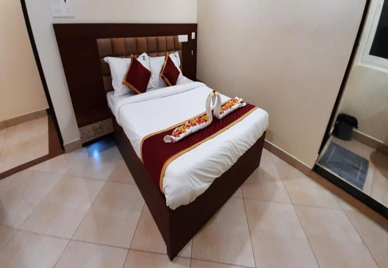Kalki Residency Hotel Puducherry Buitenkant foto